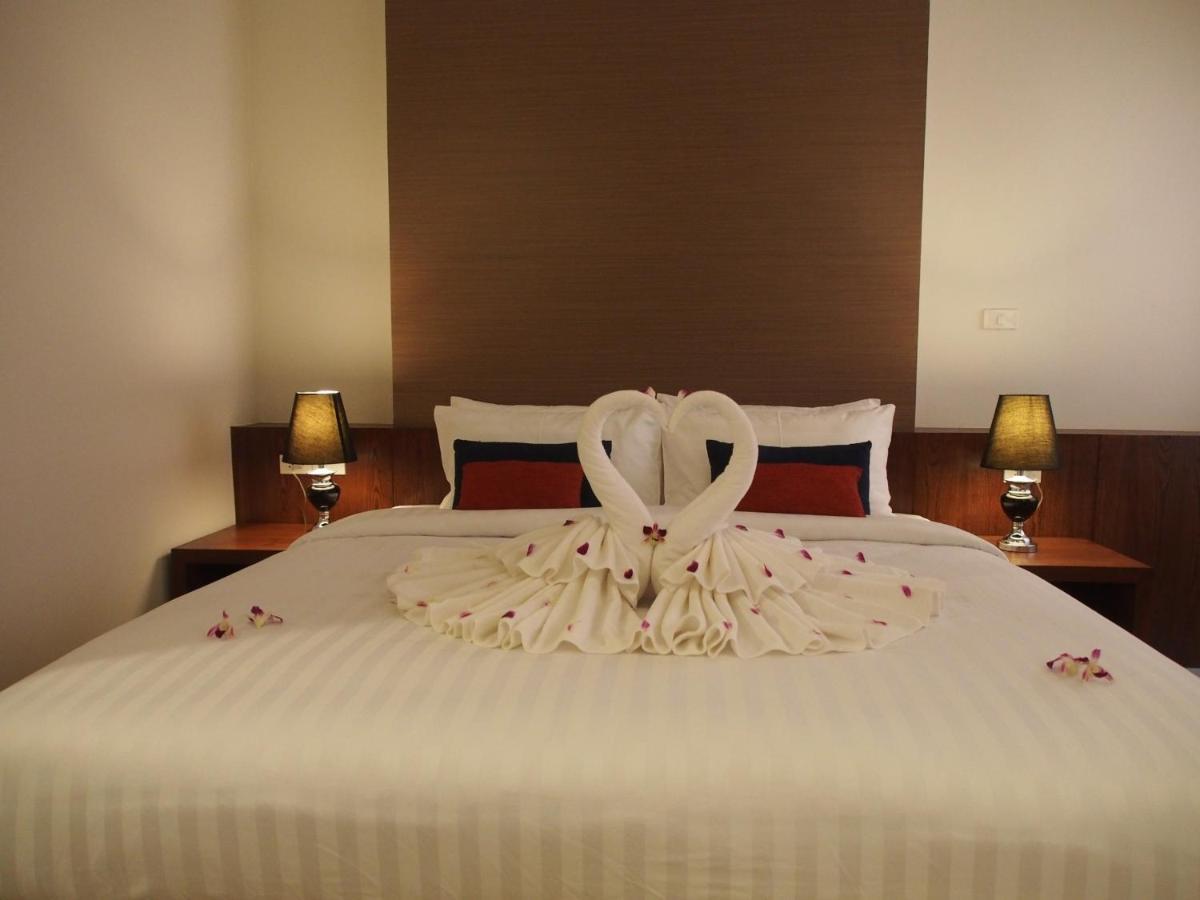 The Little Nest Phuket Hotel Kültér fotó